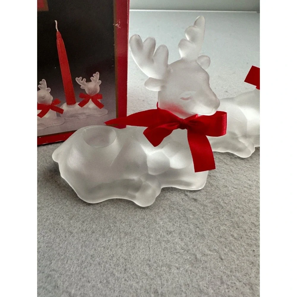 VTG Madison Avenue Set of 2‎ Frosted Reindeer Candle Holders w Red Ribbon NIB!